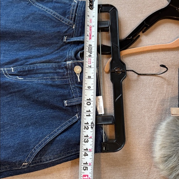 Levi's Premium Denim Painter Boy Jeans in Snooze Ya Lose Wash - Picture 13 of 16